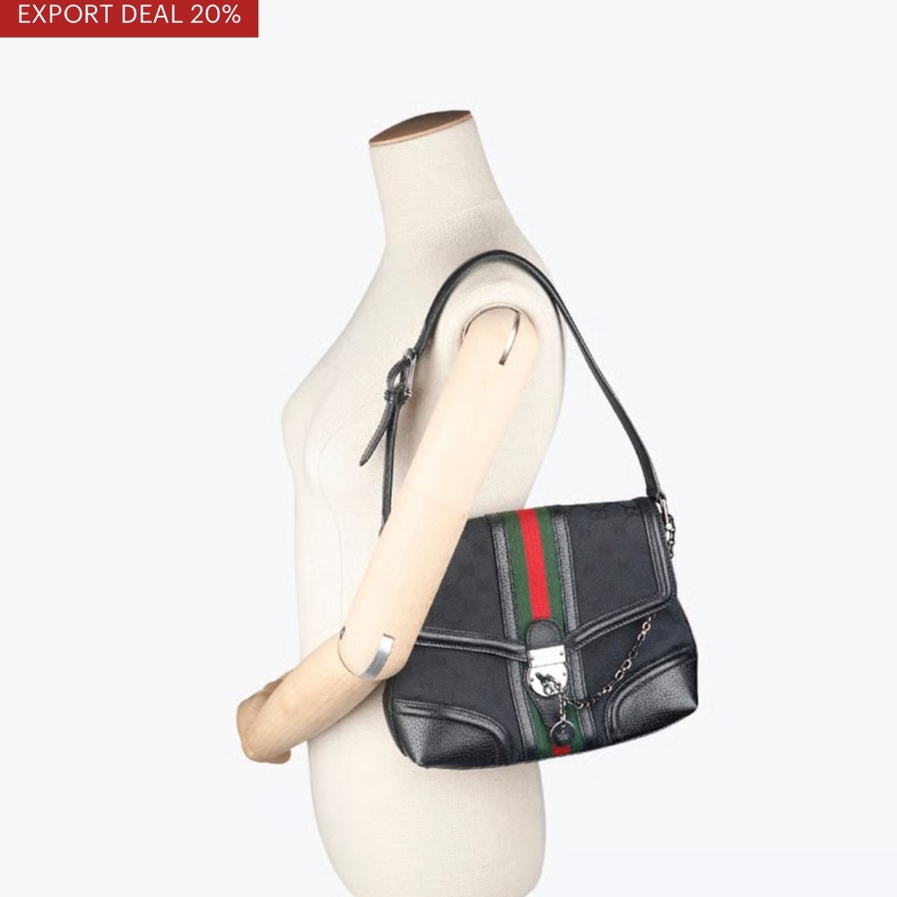 Vintage ] Gucci ] Treasure Flap Shoulder Bag chain is still in bag